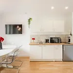 Cozy Apartment - Marais - Saint Martin VI